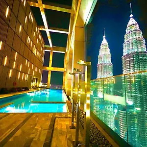 Apartment Tropicana The Residence, Klcc By Sky Pool